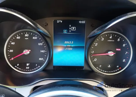 2021 Mercedes-Benz Glc 300 Suv z USA, uszkodzony, nr VIN W1N0G8DB6MF872877